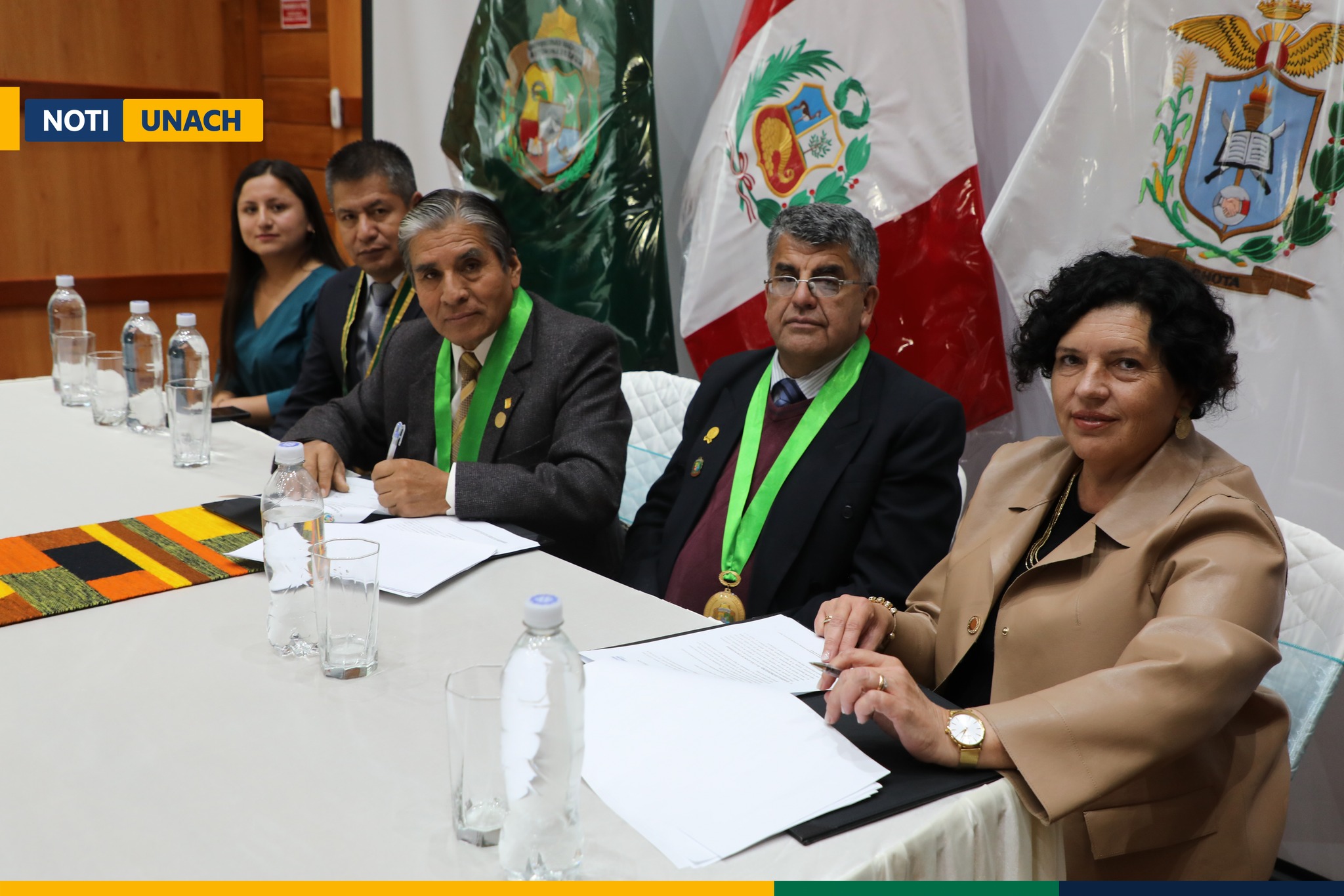 UNACH CELEBRA CONVENIO CON LA UNIVERSIDAD VALPARAISO DE CHILE 