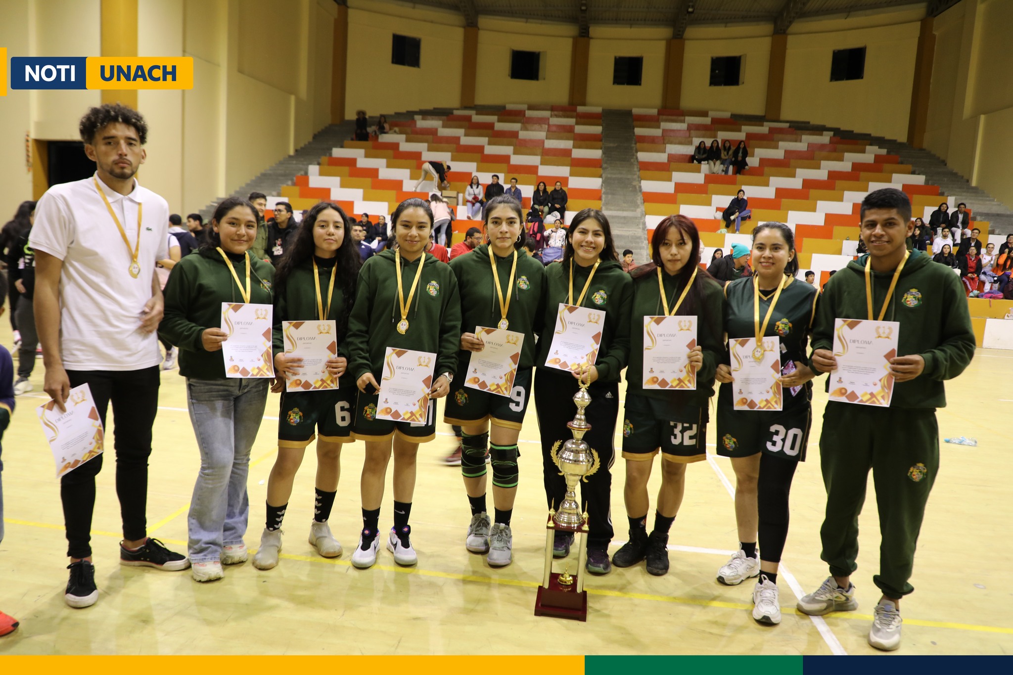 UNACH CAMPEÓN DEL CAMPEONATO DISTRITAL DE BASQUETBOL